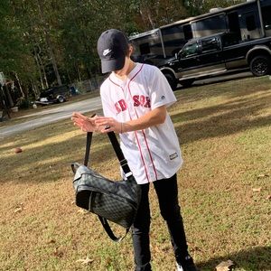 Meet your Posher, Hunter